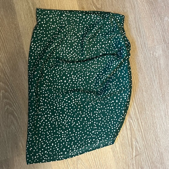 Code x Mode green polka dot skirt satin - Picture 4 of 8